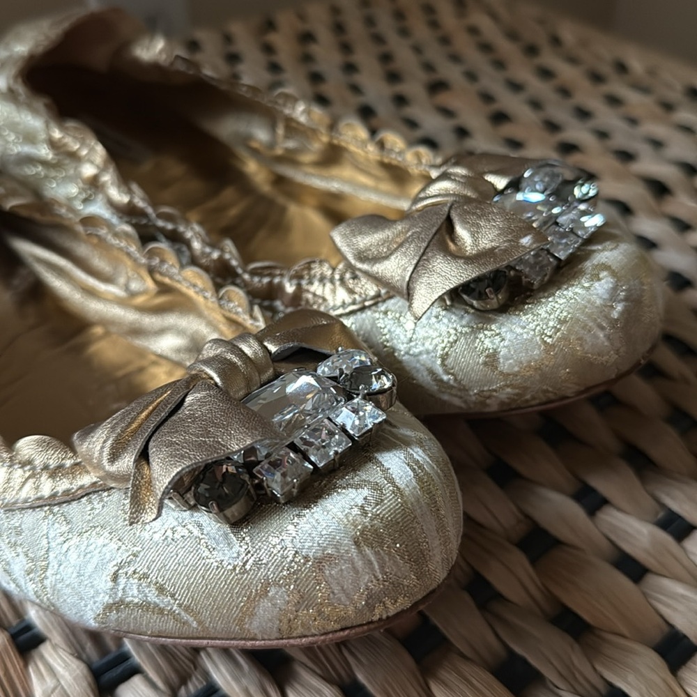 Miu Miu gorgeous crystal lace bow ballet flats - Picture 3 of 10